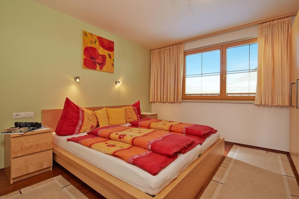 Apart Sunshine Längenfeld Room photo